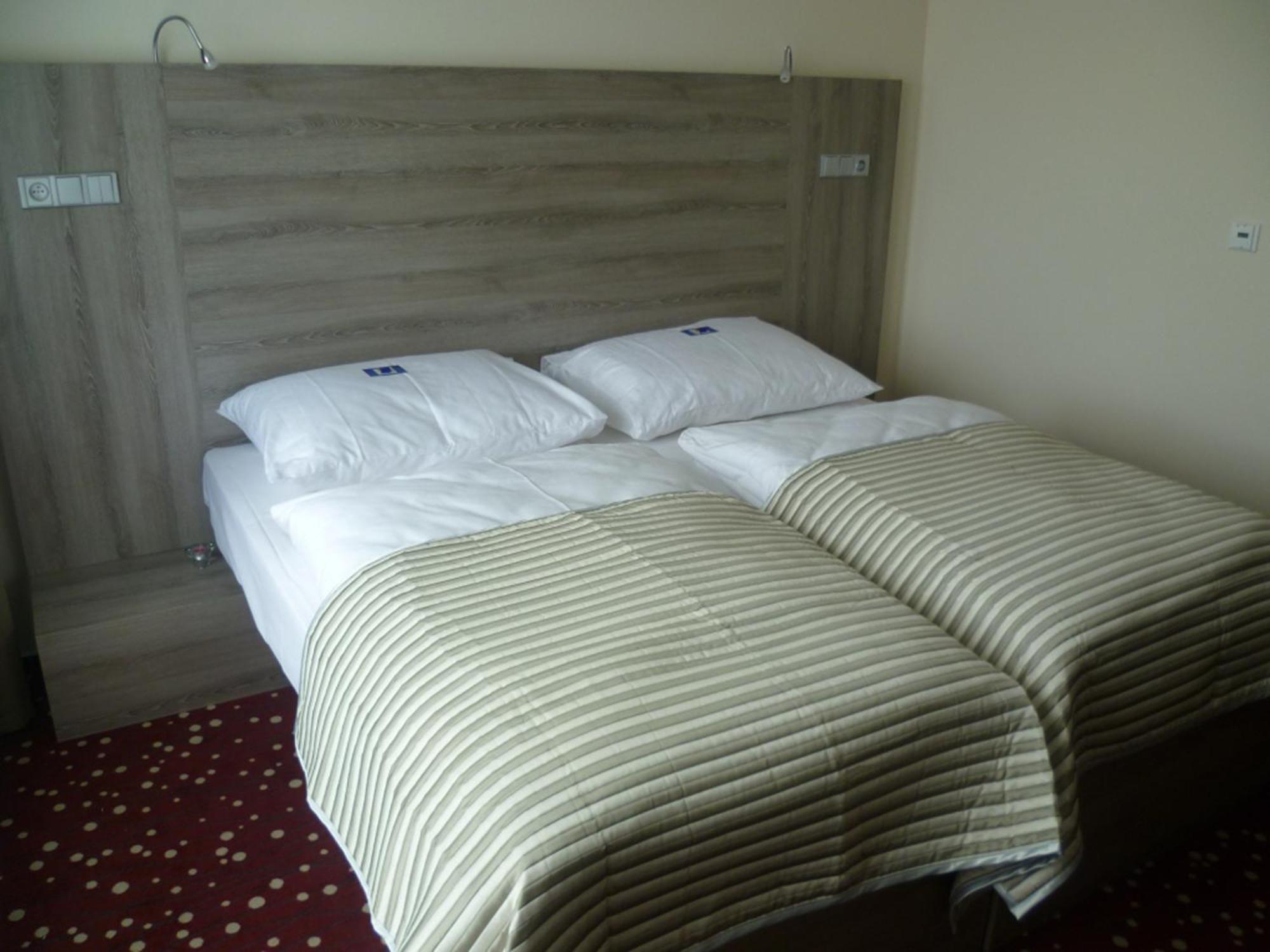 Ea Hotel Kraskov Stary Dvur Экстерьер фото